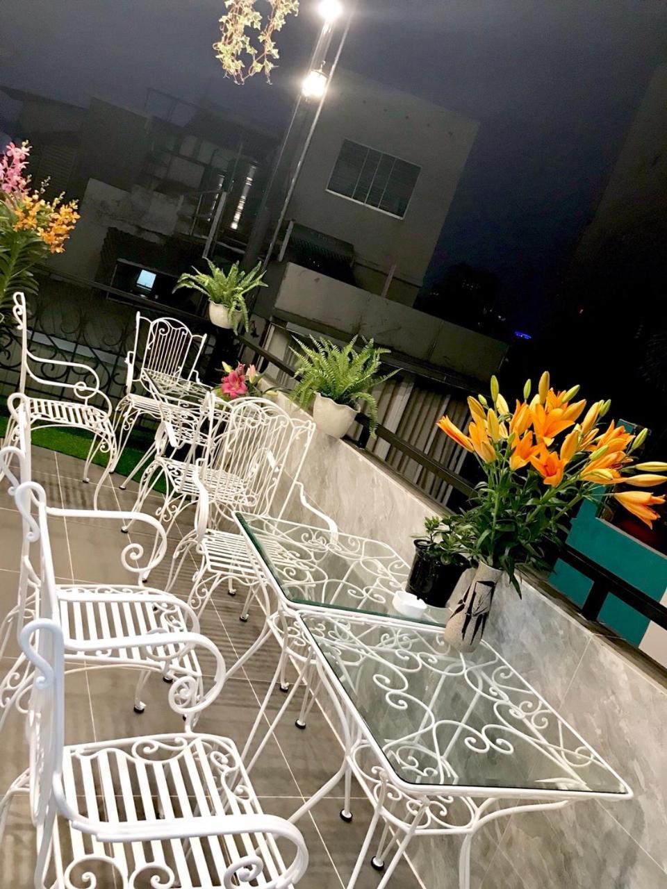 Louis Hotel - Bui Vien Walking Street Хошимин Екстериор снимка