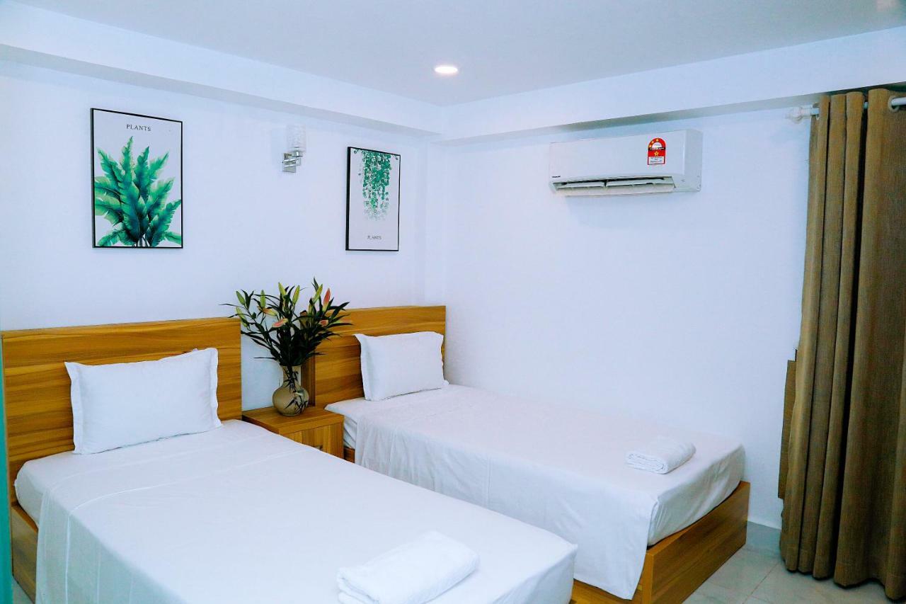 Louis Hotel - Bui Vien Walking Street Хошимин Екстериор снимка