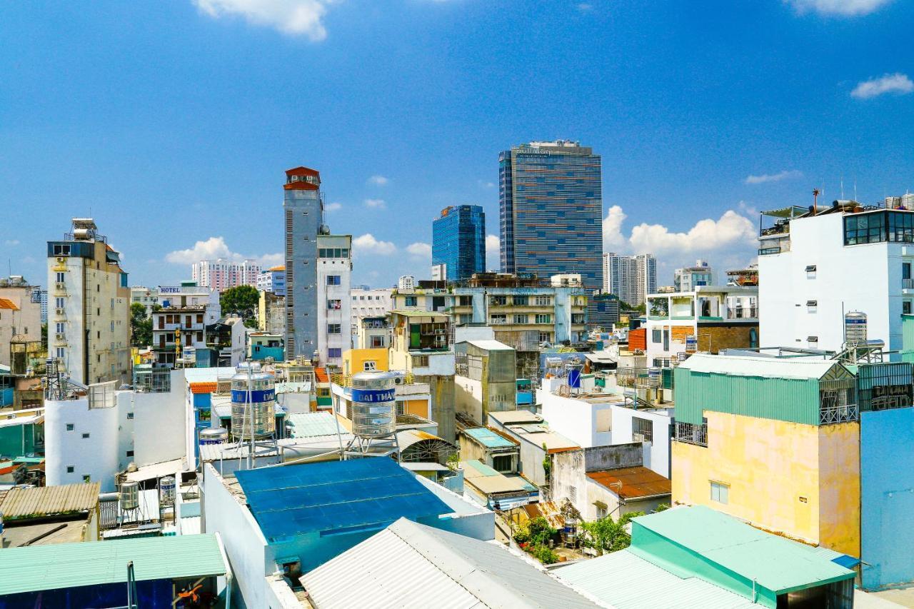 Louis Hotel - Bui Vien Walking Street Хошимин Екстериор снимка